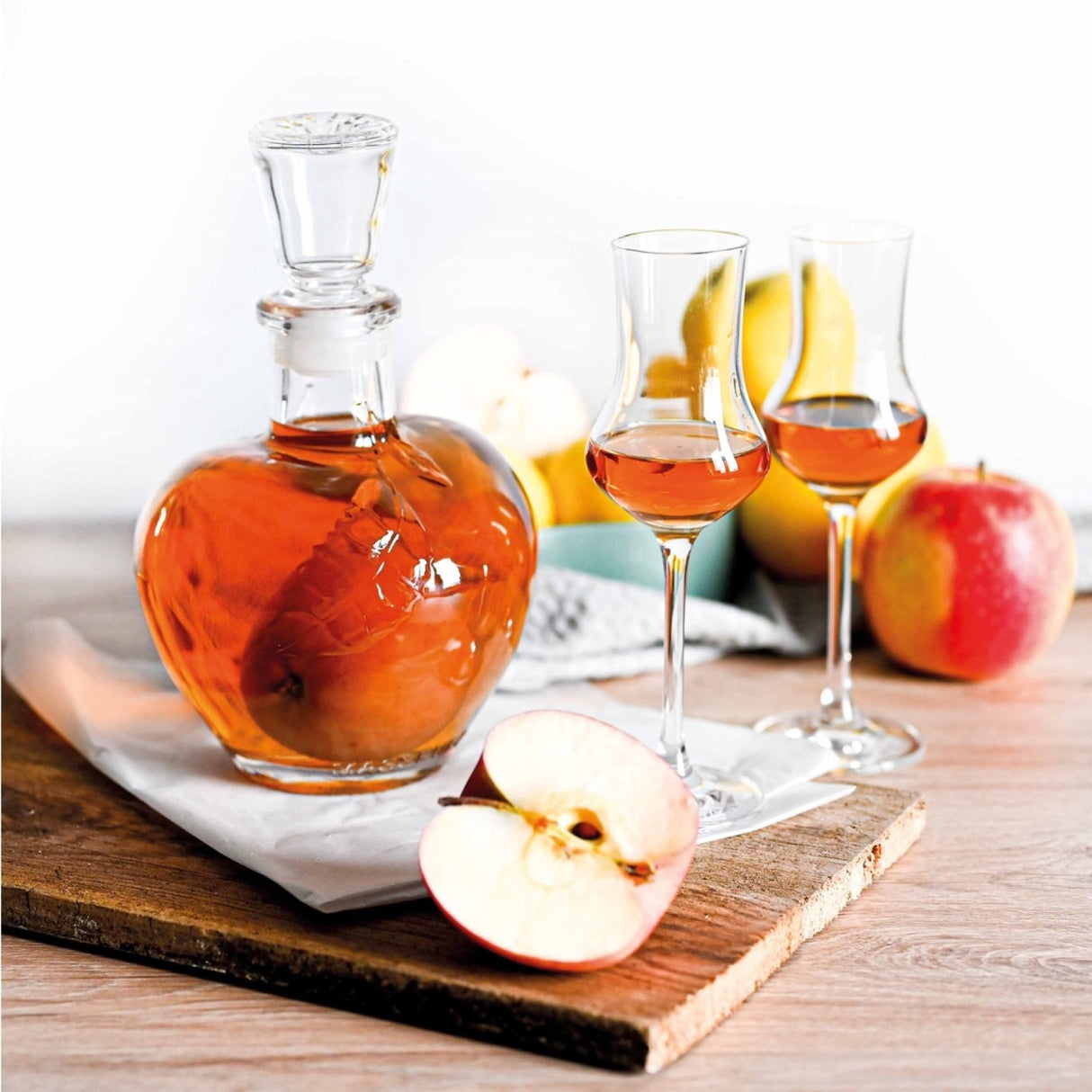 Calvados Avec Pomme (Apple) Prisoner 40% Alcohol