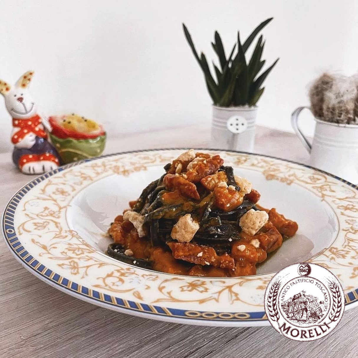 Pasta Linguine with Black Squid Ink