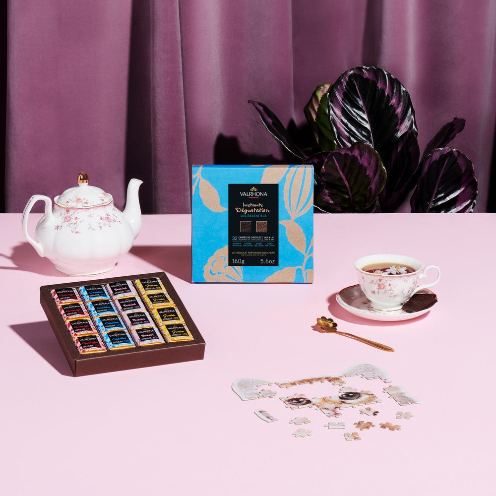 Gift Box 32 Squares Dark & Milk Choc