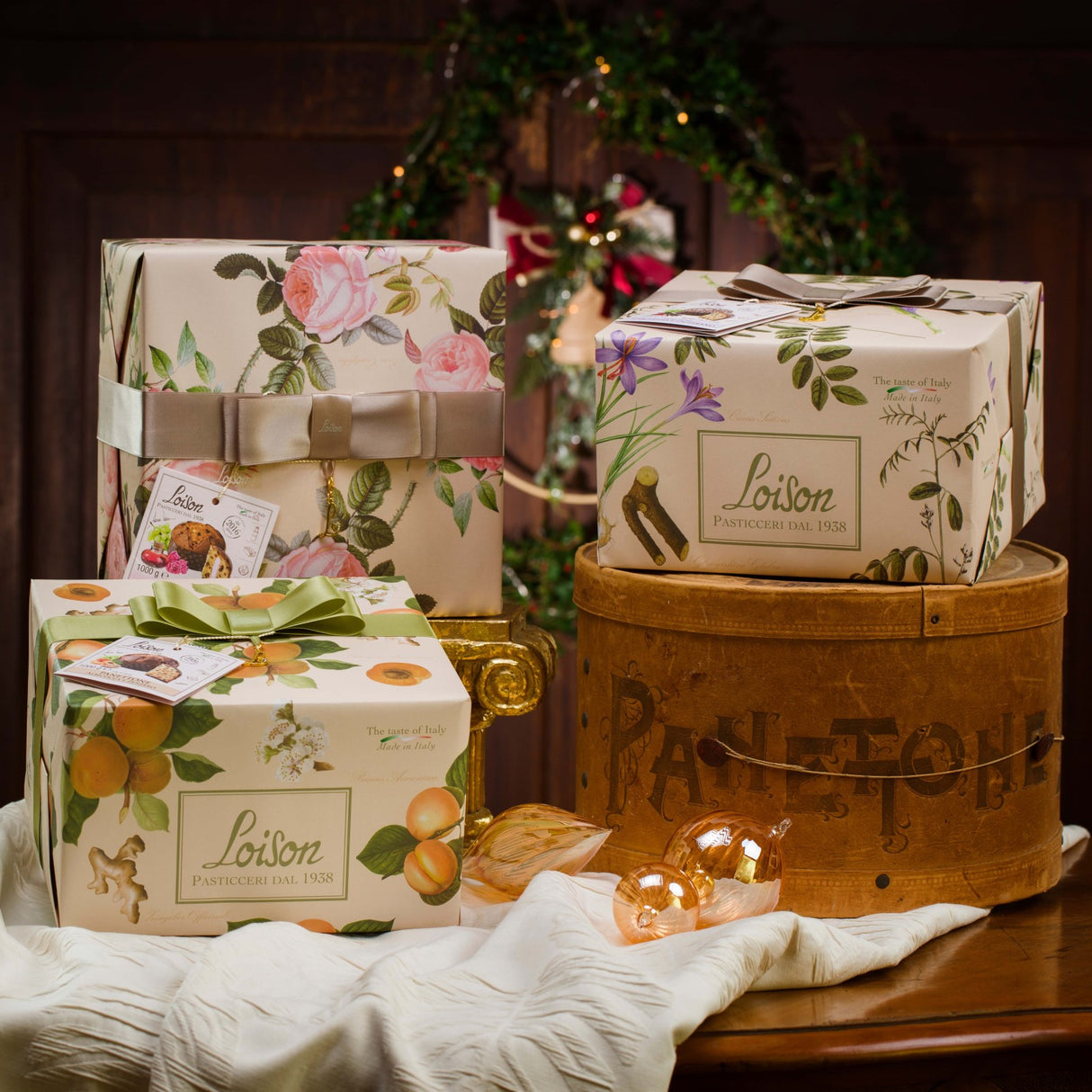 Frutta e Fiori Panettone Rose with Syrup