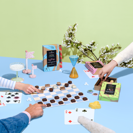 Gift Box 15 Petits Delices Dark, Milk & White Choc