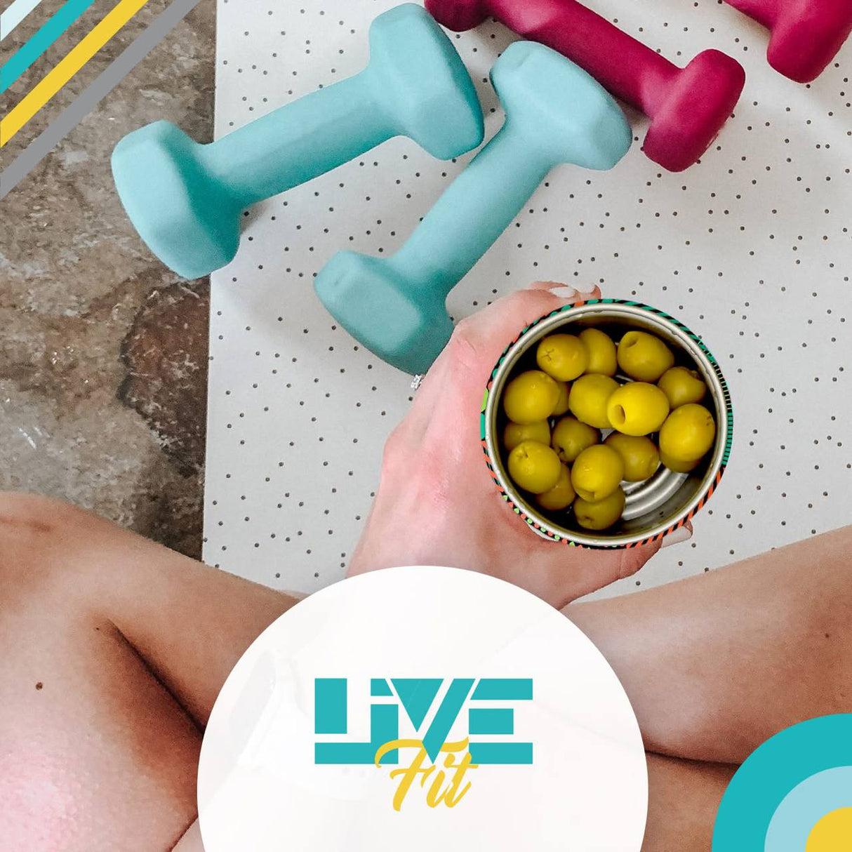 Pitted Green Olive Curry Flavoured 56gm